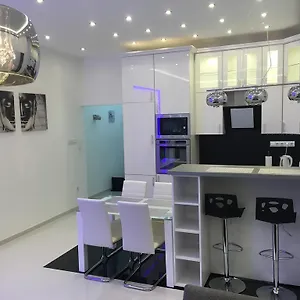 Apartament Synagogue Gozsdu Private