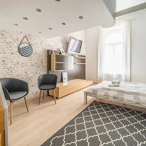 Apartman Susan Near Blaha Lujza Square, Budapest